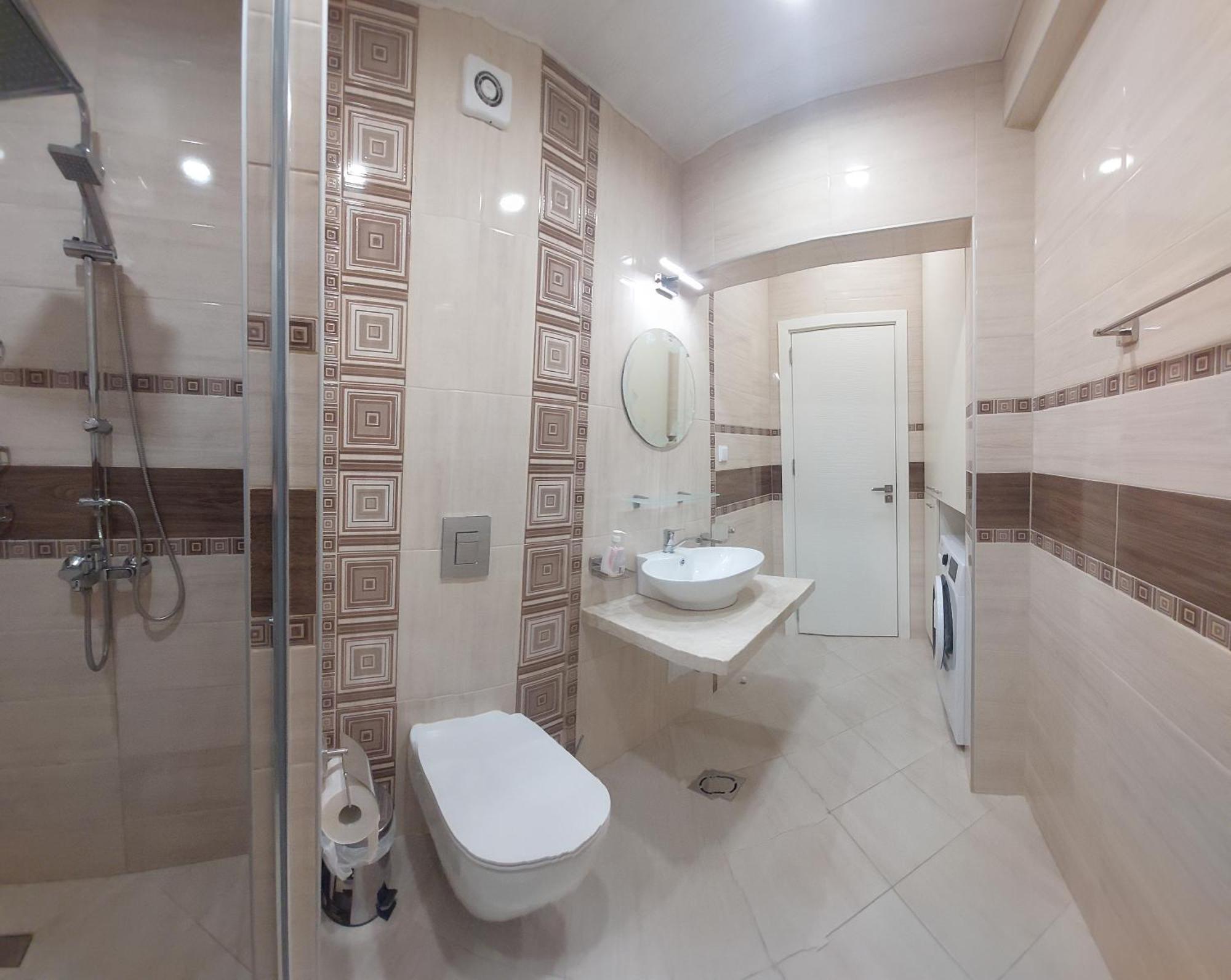 Апартамент Pink & Blue - 2Bdr With Balcony - Wi-Fi Varna Exteriör bild