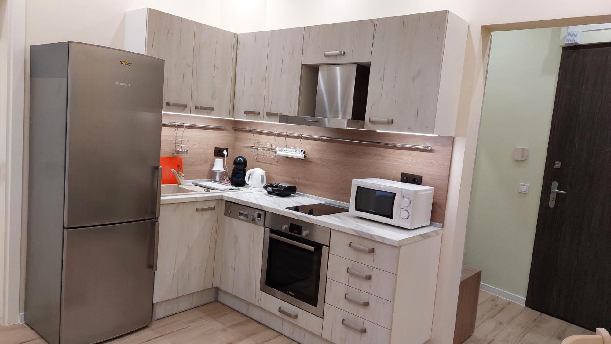 Апартамент Pink & Blue - 2Bdr With Balcony - Wi-Fi Varna Exteriör bild